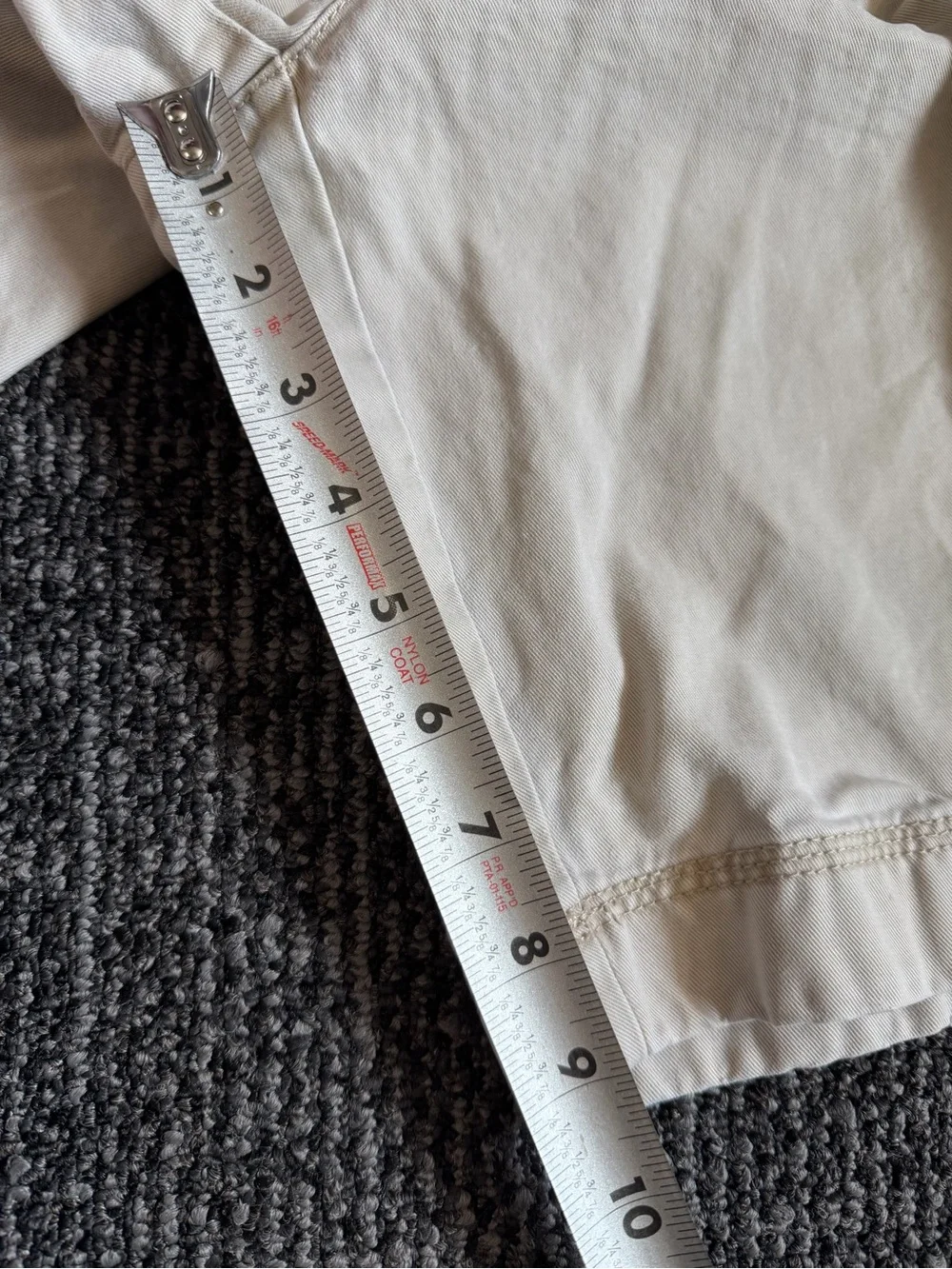 Vintage Men’s Tommy Hilfiger Cargo Shorts Khaki 34